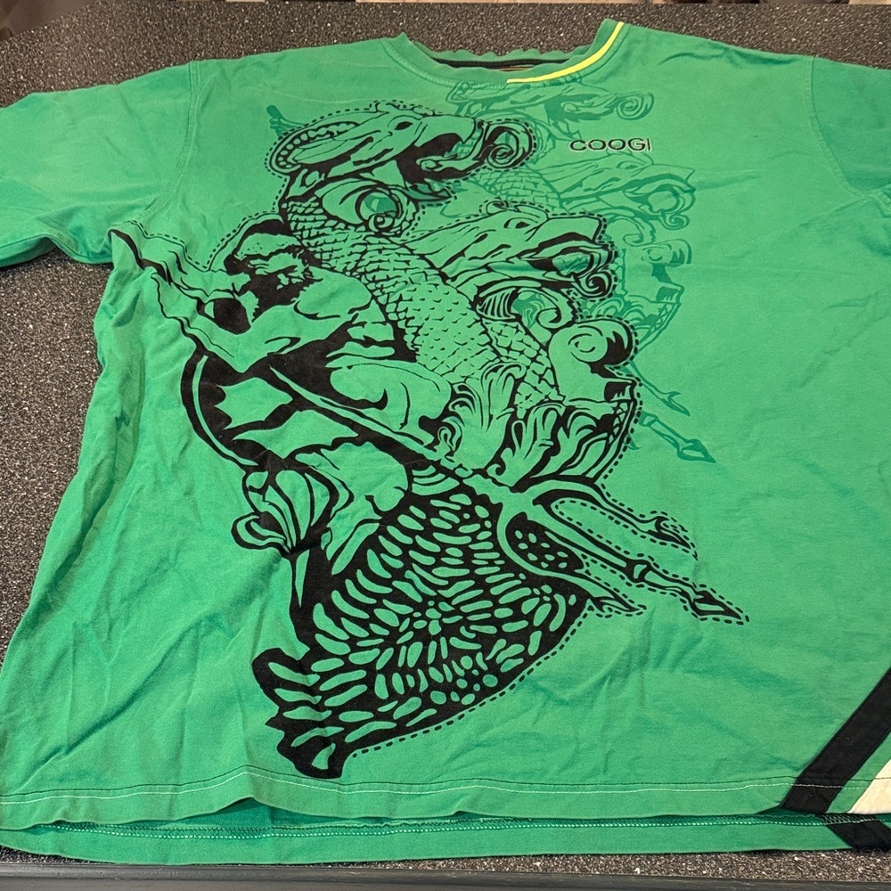 COOGI Green T-shirt with Black Graphic - Picture 1 of 8